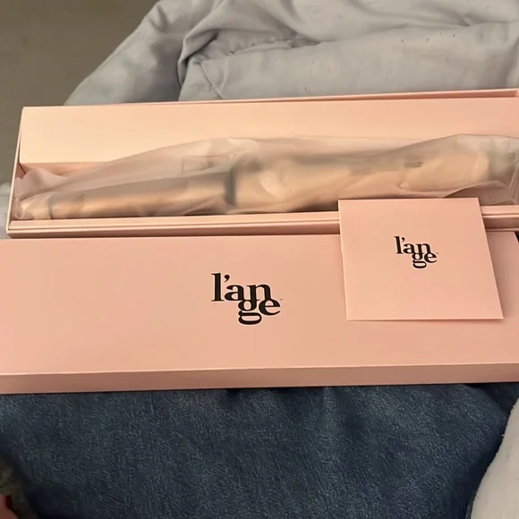 l’ange Le Clip
1” (25MM) Titanium Curling Iron - Picture 5 of 7